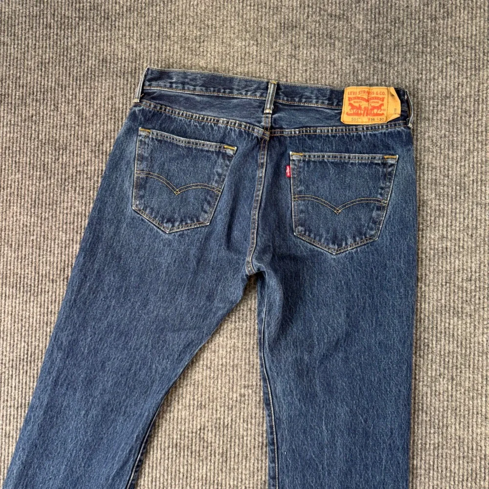 Levi's 501 Straight Leg‎ Jeans Mens W36 L29 Dark Wash Denim Blue